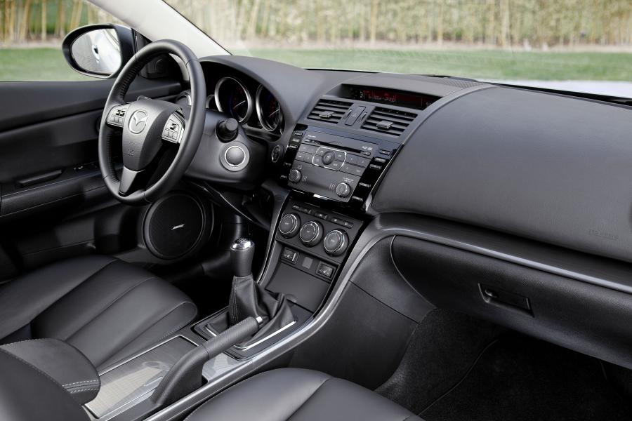  Mazda6 Hatchback 2010 года  (фото 16 из 49)